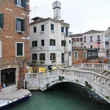 Ca' Dei Nomboli Canal View Venesia Bagian luar foto